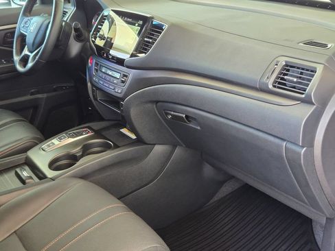 Used 2022 Honda Pilot TrailSport image 26