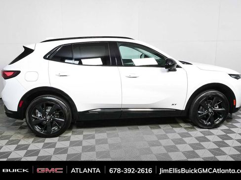 Used 2025 Buick Envision Sport Touring AWD/4WD image 2