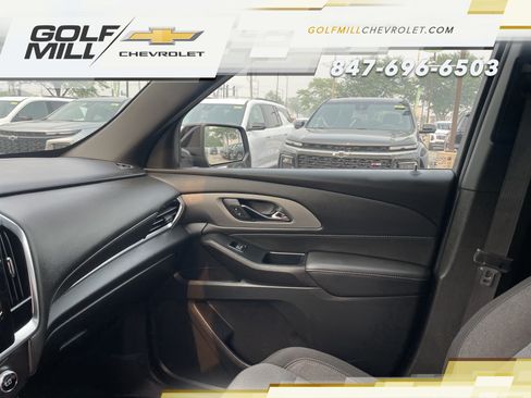 Used 2023 Chevrolet Traverse LT w/ LPO, Floor Liner Package AWD/4WD image 23