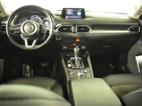 Used 2020 MAZDA CX-5 Touring FWD image 26