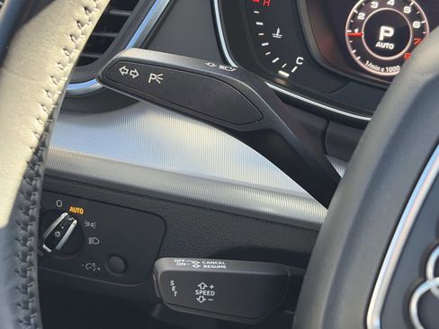 Used 2018 Audi Q5 2.0T Premium Plus w/ Premium Plus Package image 25