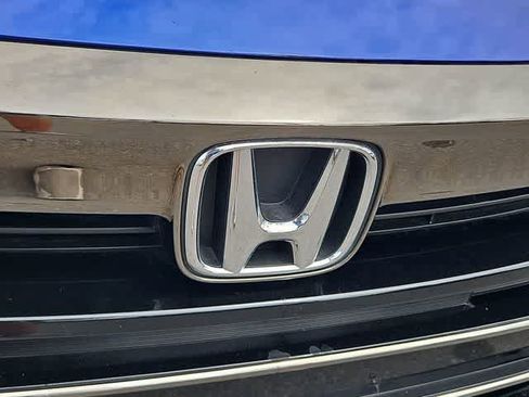 Used 2022 Honda Accord Sport image 12