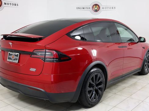 Used 2023 Tesla Model X image 3
