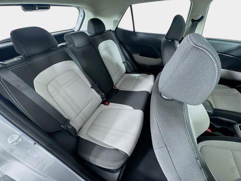 Certified 2023 Hyundai Venue SEL w/ Cargo Package image 25