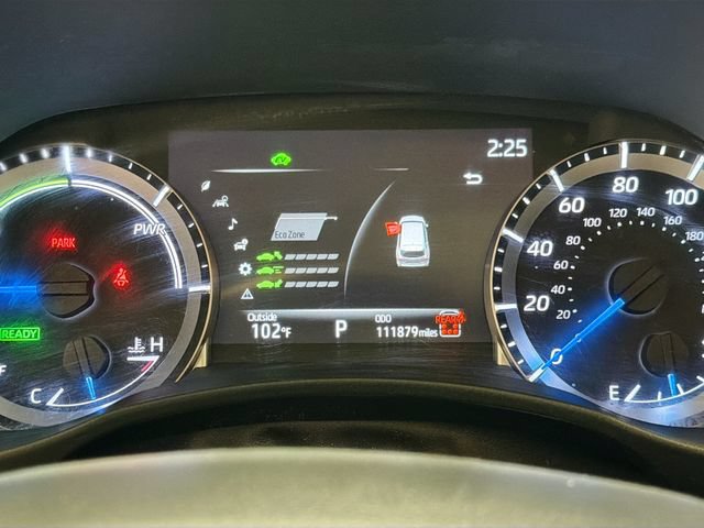 Used 2024 Toyota Highlander XLE AWD/4WD image 9