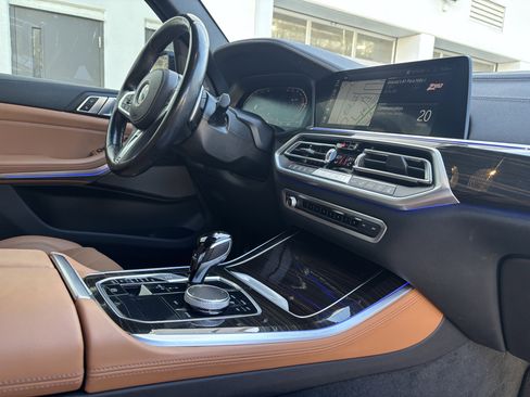 Used 2023 BMW X5 xDrive40i w/ M Sport Package image 26