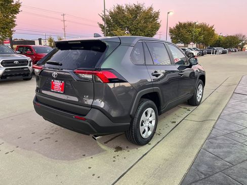New 2025 Toyota RAV4 LE image 5