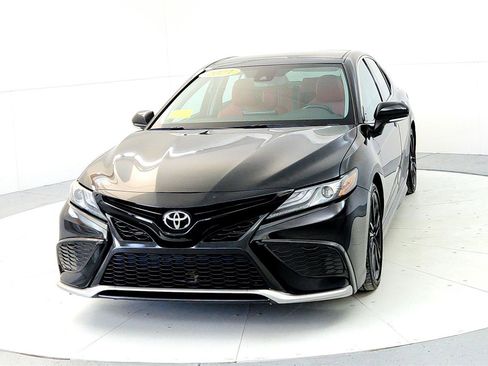 Certified 2021 Toyota Camry XSE image 2