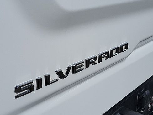 Certified 2025 Chevrolet Silverado 1500 LT Trail Boss w/ LT Trail Boss Premium Package AWD/4WD image 17