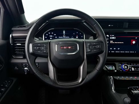 Used 2023 GMC Sierra 1500 AT4 w/ AT4 Premium Package AWD/4WD image 5
