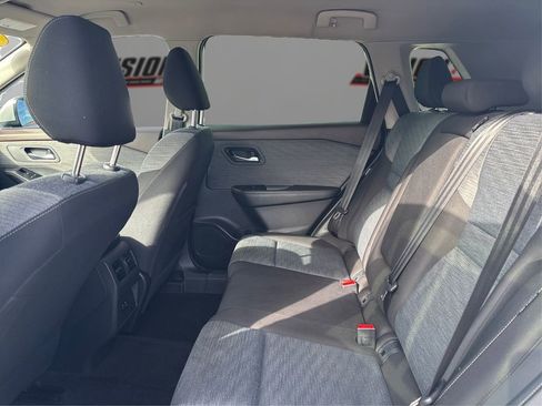 Used 2023 Nissan Rogue SV AWD/4WD image 10