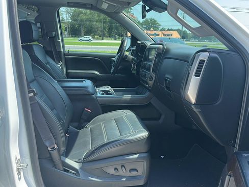 Used 2017 GMC Sierra 1500 Denali w/ Denali Ultimate Package AWD/4WD image 13