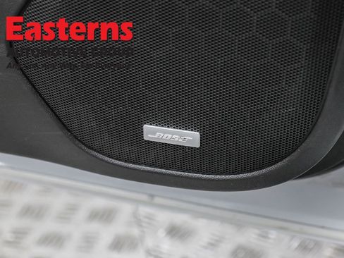 Used 2023 GMC Acadia SLT image 24