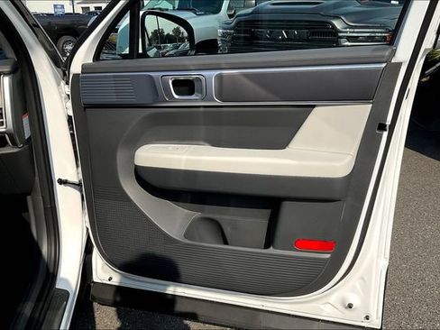 New 2026 Hyundai Santa Fe SE image 21