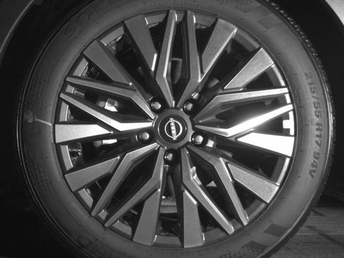 Used 2026 Nissan Altima 2.5 SV FWD image 15