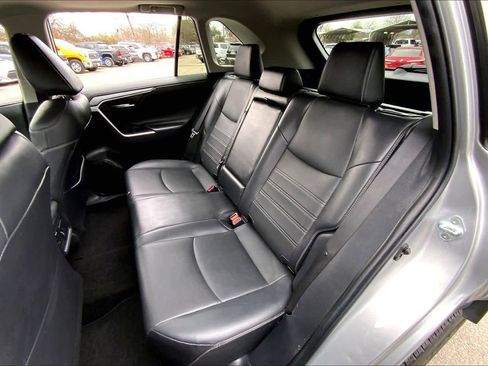 Used 2024 Toyota RAV4 Limited image 20