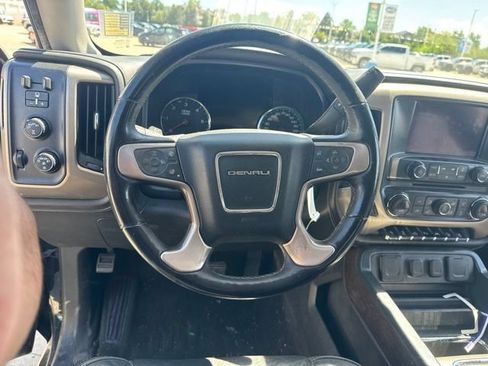 Used 2017 GMC Sierra 1500 Denali w/ Denali Ultimate Package AWD/4WD image 19