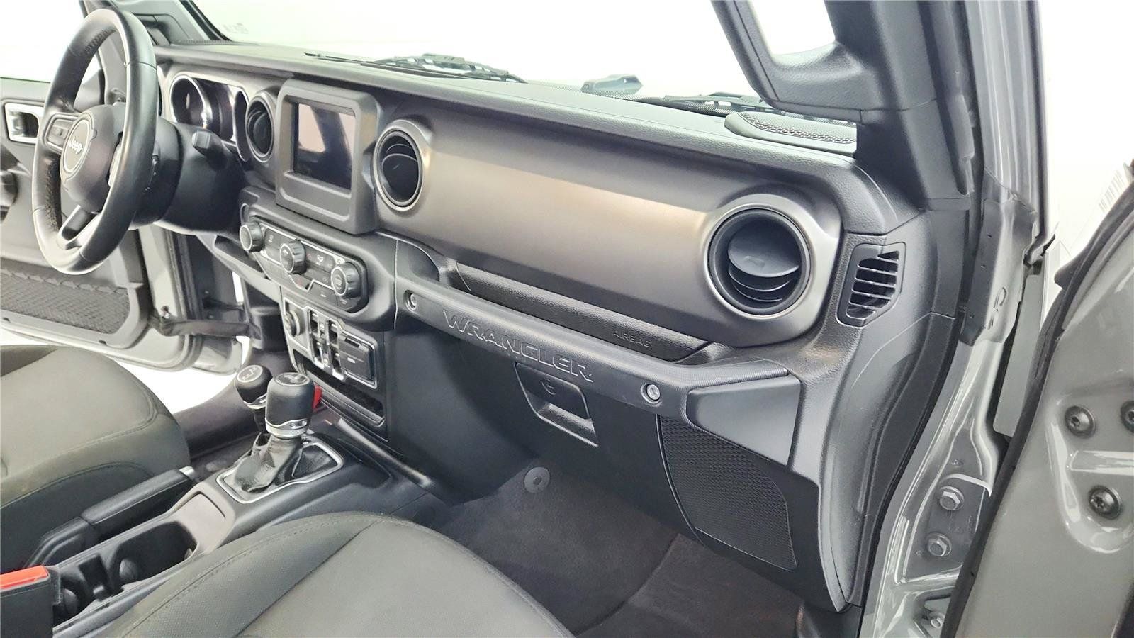 Used 2021 Jeep Wrangler Unlimited Sport AWD/4WD image 25