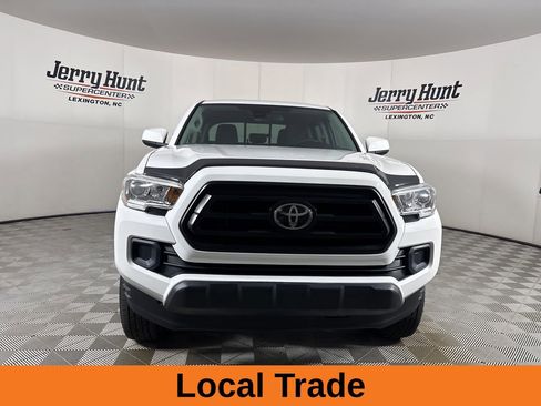 Used 2020 Toyota Tacoma SR image 4