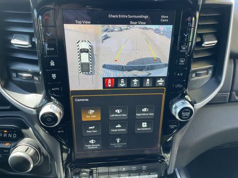 Used 2022 RAM 2500 Big Horn w/ Level B Equipment Group AWD/4WD image 20