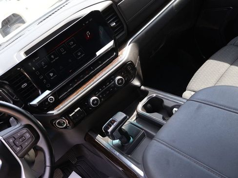 Used 2023 GMC Sierra 1500 Elevation AWD/4WD image 19