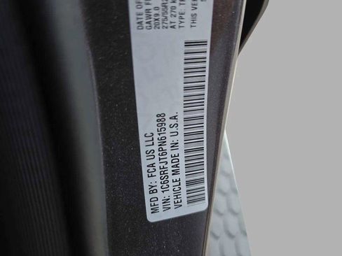 Used 2023 RAM 1500 Laramie AWD/4WD image 35