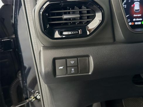 Used 2023 Honda Pilot TrailSport image 10