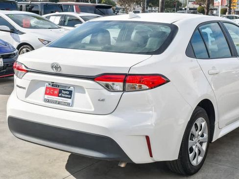 Used 2023 Toyota Corolla LE image 6