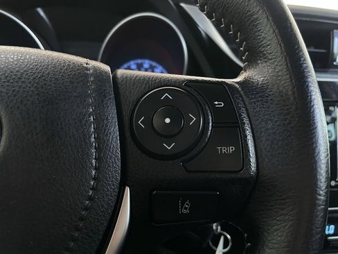 Used 2017 Toyota Corolla iM image 30