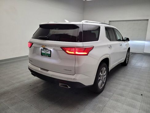 Used 2019 Chevrolet Traverse Premier w/ Driver Confidence II Package FWD image 9