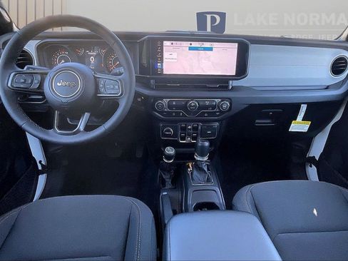 New 2026 Jeep Gladiator Sport image 10