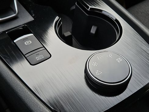 New 2026 Nissan Rogue SV image 18