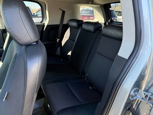 Used 2010 Toyota FJ Cruiser 4WD image 14