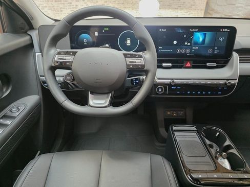 New 2026 Hyundai Ioniq 5 SEL image 15