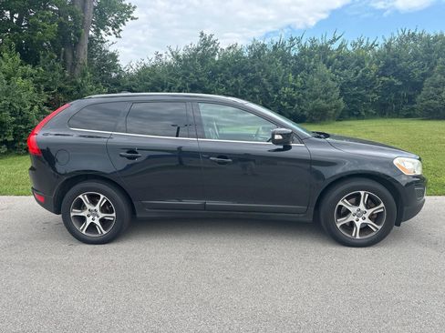 Used 2013 Volvo XC60 T6 AWD/4WD image 14