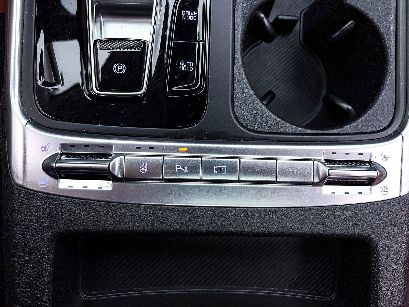 Used 2025 Kia Carnival SX Prestige FWD image 31