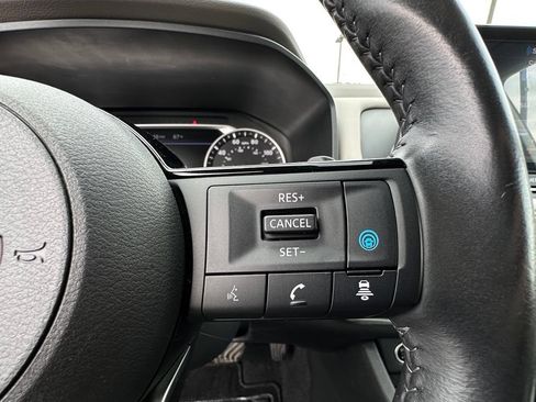 Used 2022 Nissan Rogue SV w/ SV Premium Package AWD/4WD image 36