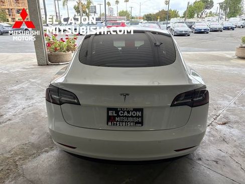 Used 2021 Tesla Model 3 Standard Range Plus RWD image 5