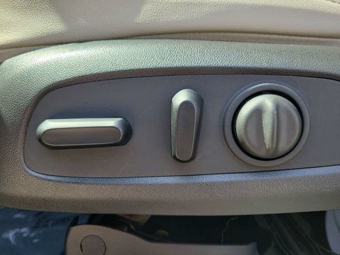 Used 2022 Buick Encore GX Select FWD image 17