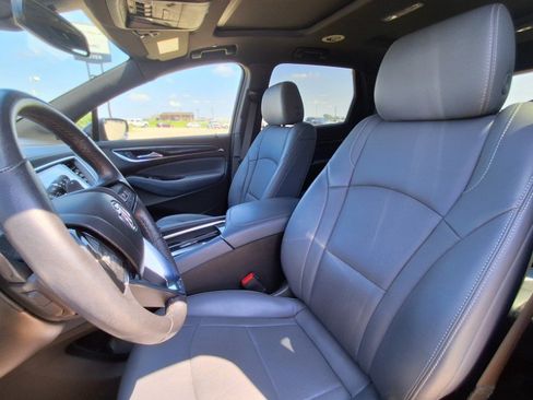 Used 2024 Buick Enclave Essence w/ Experience Buick Package FWD image 11