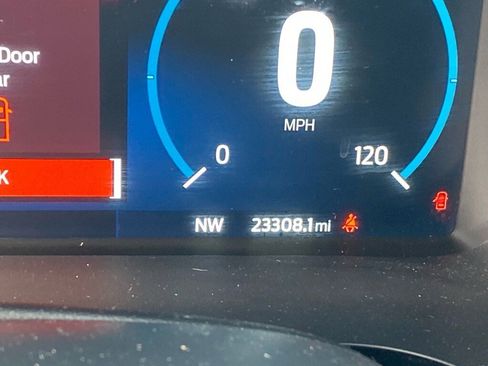 Used 2023 Ford F150 Lariat w/ Equipment Group 502A High image 24