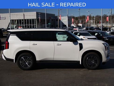 New 2026 Nissan Armada SL w/ Captain's Chari Seat Package AWD/4WD image 10