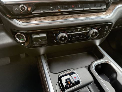 Used 2025 Chevrolet Silverado 1500 LT Trail Boss w/ Convenience Package II image 20