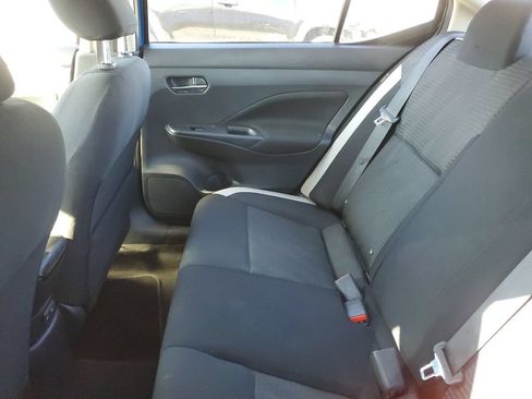 Certified 2021 Nissan Versa SV FWD image 10