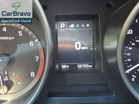 Used 2018 Hyundai Santa Fe Sport FWD image 13