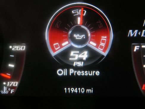 Used 2016 Dodge Challenger SRT Hellcat image 32