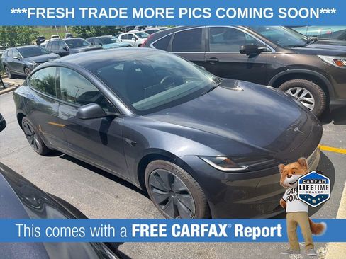 Used 2025 Tesla Model 3 Long Range RWD image 3