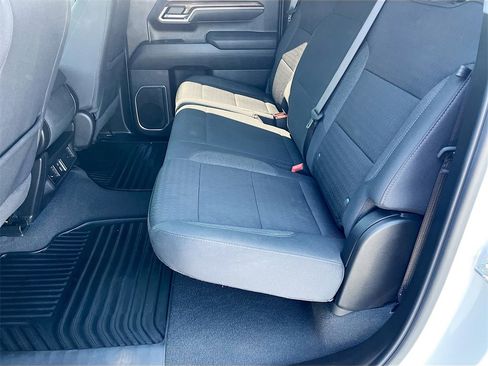 Used 2025 Chevrolet Silverado 1500 LT image 24