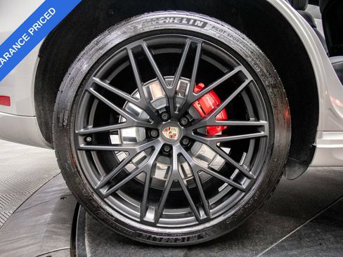 Used 2023 Porsche Macan GTS w/ Premium Package Plus AWD/4WD image 24