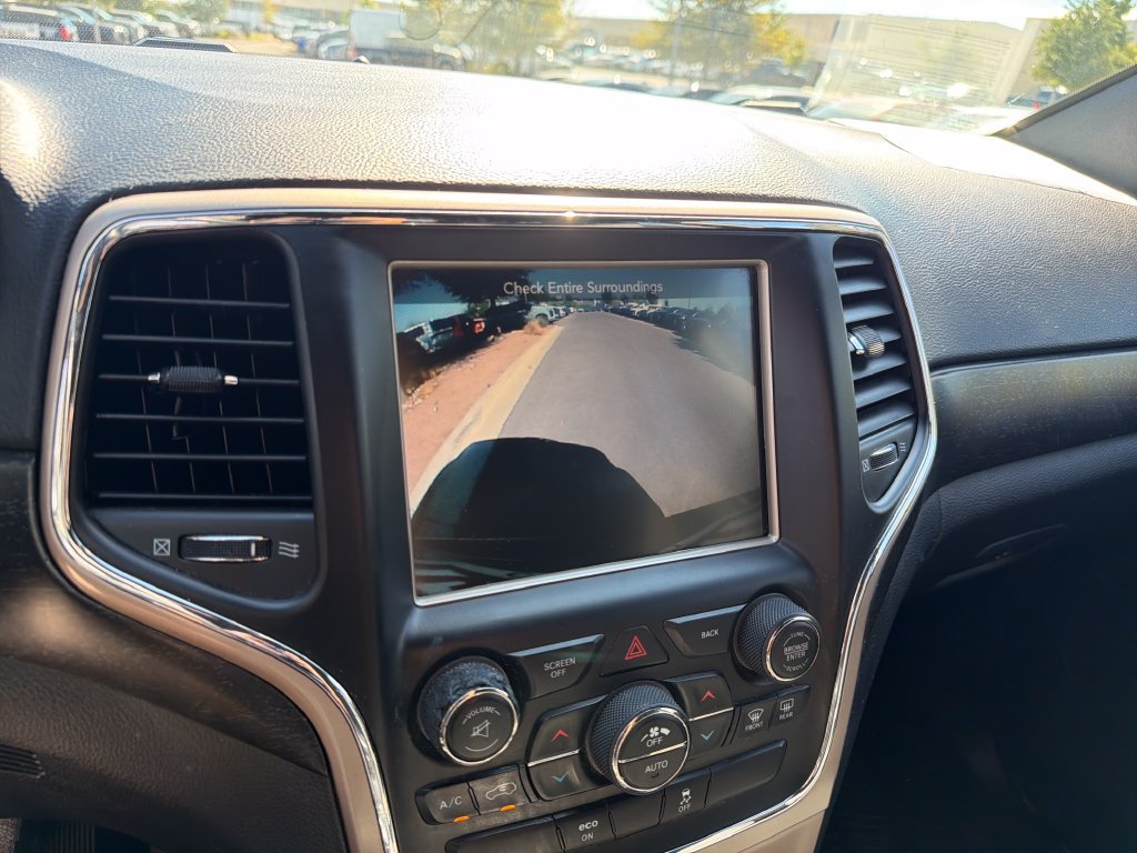 Used 2015 Jeep Grand Cherokee Laredo w/ Quick Order Package 23E RWD image 26
